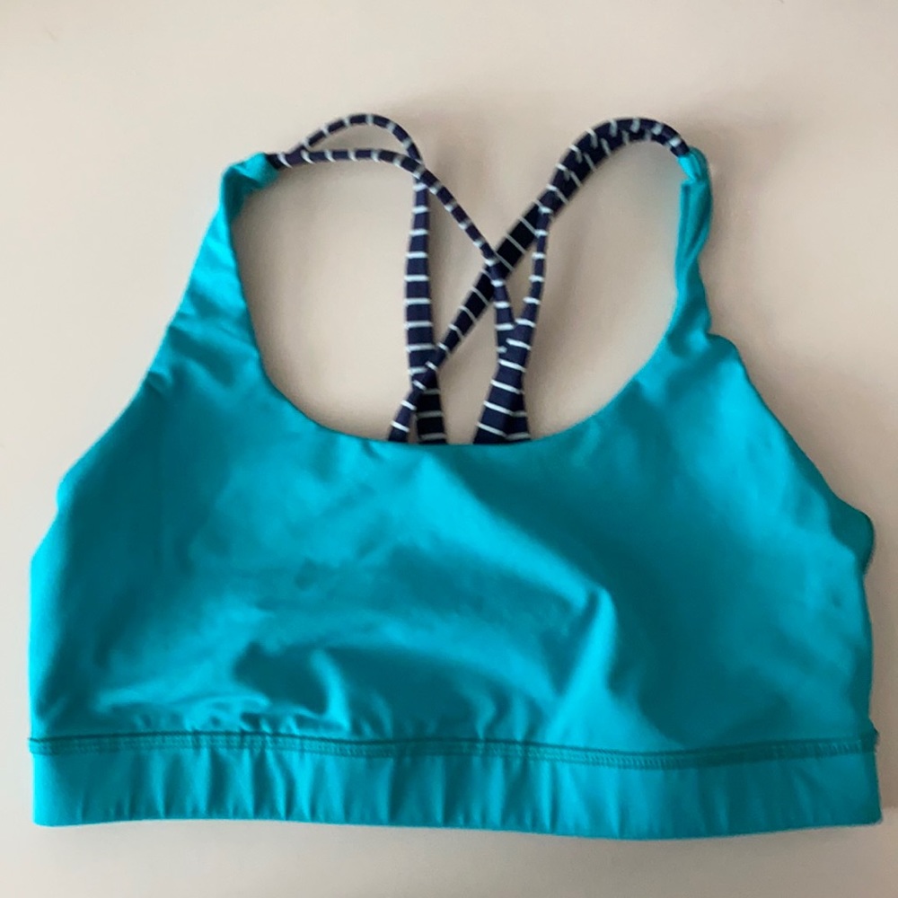 Lululemon sports bra